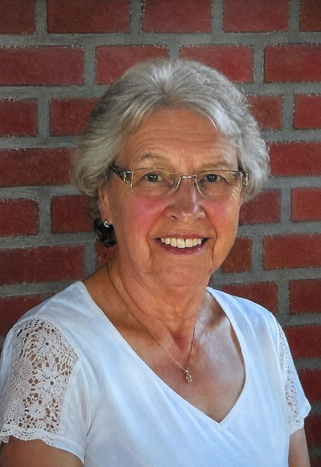 Julia Van Geenhoven